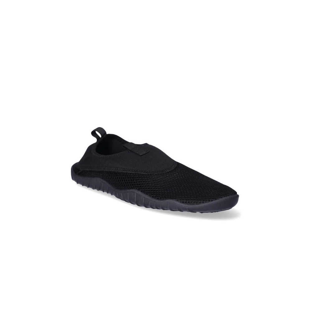 NWT Men’s Size 9 Water Shoes